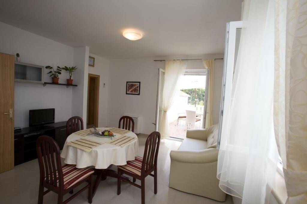 Apartments Grlica Sutivan Kamer foto